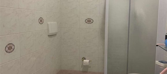 4-salle Appartement à Falconara Marittima, Italy No. 99900 15