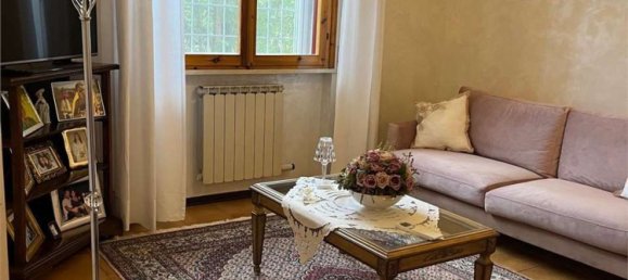 4-salle Appartement à Falconara Marittima, Italy No. 99900 5