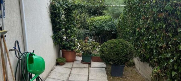 4-salle Appartement à Falconara Marittima, Italy No. 99900 23