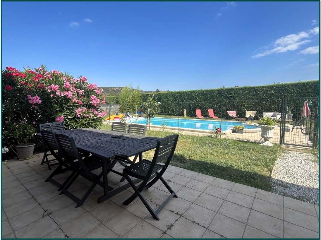 3 غرف نوم فيلا في Sernhac, France رقم 205303