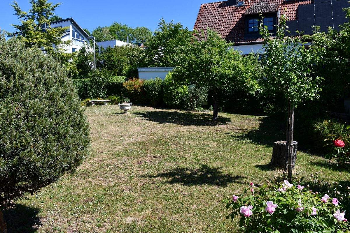 7-Zimmer Haus in Darmstadt-Dieburg, Germany, Nr. 273829