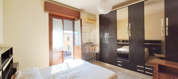 Casa de 4 dormitorios en Porto Mantovano, Italy No. 362209 16