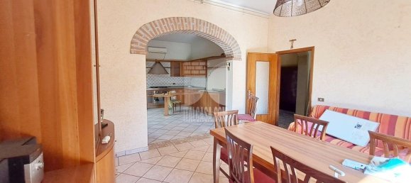 Casa de 4 dormitorios en Porto Mantovano, Italy No. 362209 8