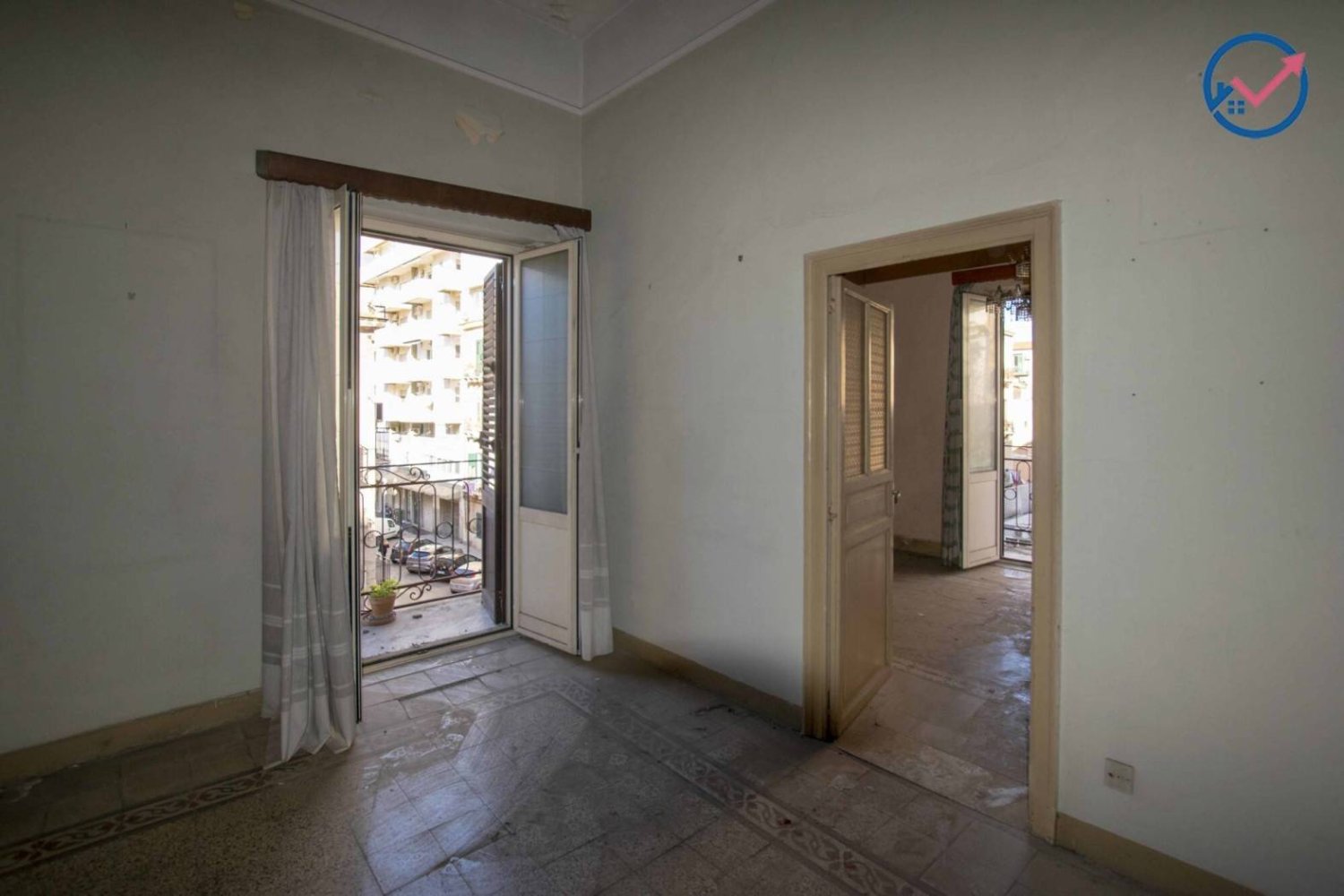 Apartamento T4 em Palermo, Italy N.º 370428