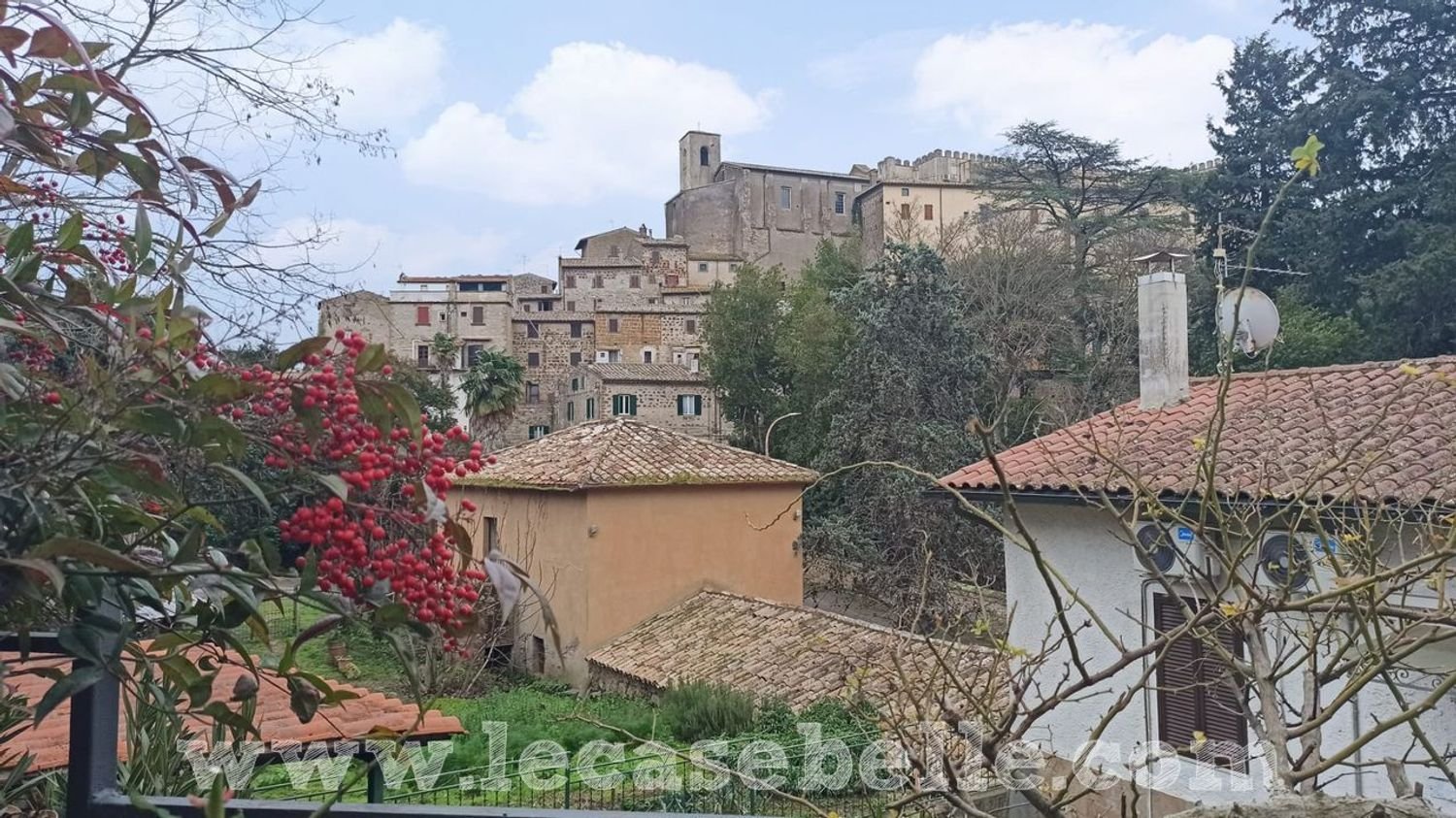 3 rooms Apartment in Viterbo, Italy No. 160406