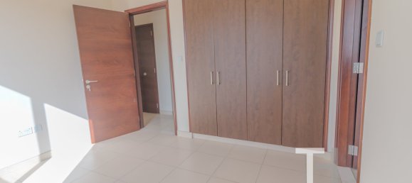 Вилла с 3 спальнями в Рим, ОАЭ № 32228 8