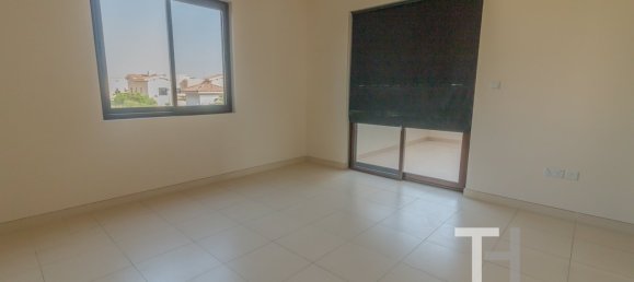 Вилла с 3 спальнями в Рим, ОАЭ № 32228 4