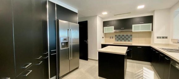 Apartamento de 3 dormitorios en Palm Jumeirah, UAE No. 12909 4