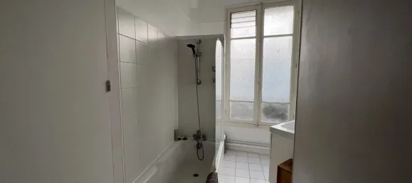 Apartamento de 1 dormitorio en Boulogne-Billancourt, France No. 352626 4