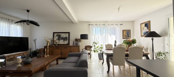 3 bedrooms Villa in Elven, France No. 291331 11