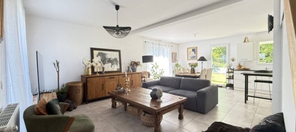 3 bedrooms Villa in Elven, France No. 291331 4