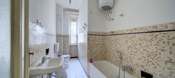 Apartamento de 2 habitaciónes en Turin, Italy No. 81122 28