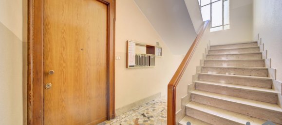 Apartamento de 2 habitaciónes en Turin, Italy No. 81122 24