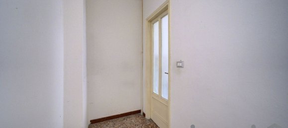 Apartamento de 2 habitaciónes en Turin, Italy No. 81122 15