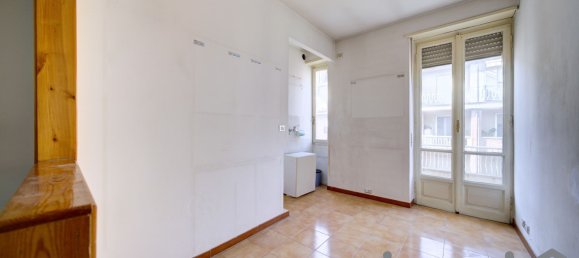 Apartamento de 2 habitaciónes en Turin, Italy No. 81122 14