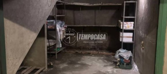 Garage à Collegno, Italy 15m² No. 296361 2