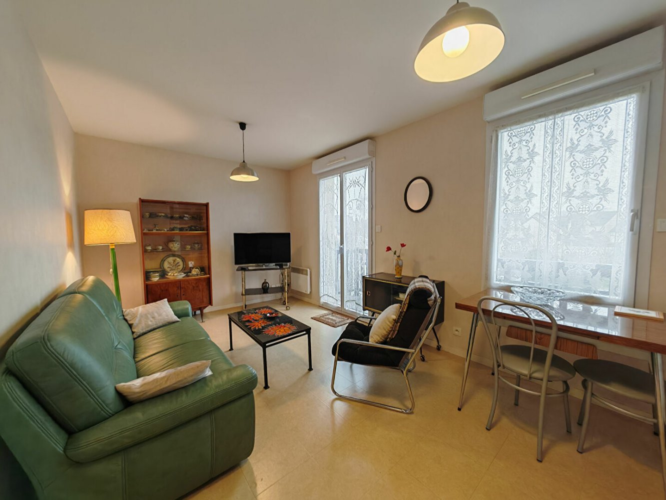 2 bedrooms Apartment in Saint-Ave, France No. 207504