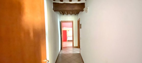 3 bedrooms Apartment in Medesano, Italy No. 377842 8