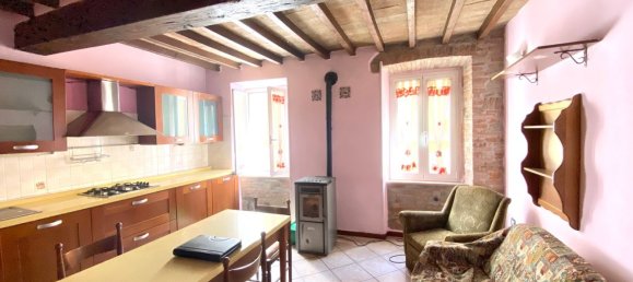 3 bedrooms Apartment in Medesano, Italy No. 377842 5