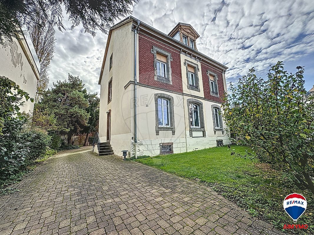 4 chambres Duplex à Colmar, France No. 156801
