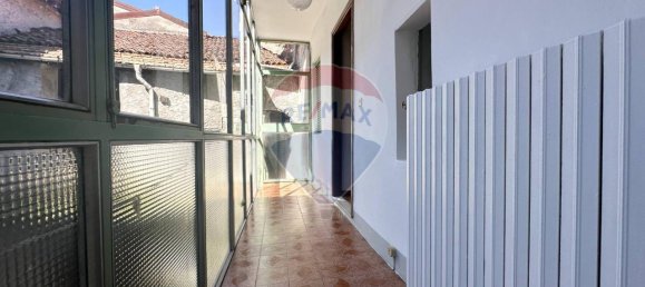 Apartamento de 3 divisões em Montegrino Valtravaglia, Italy N.º 80517 8