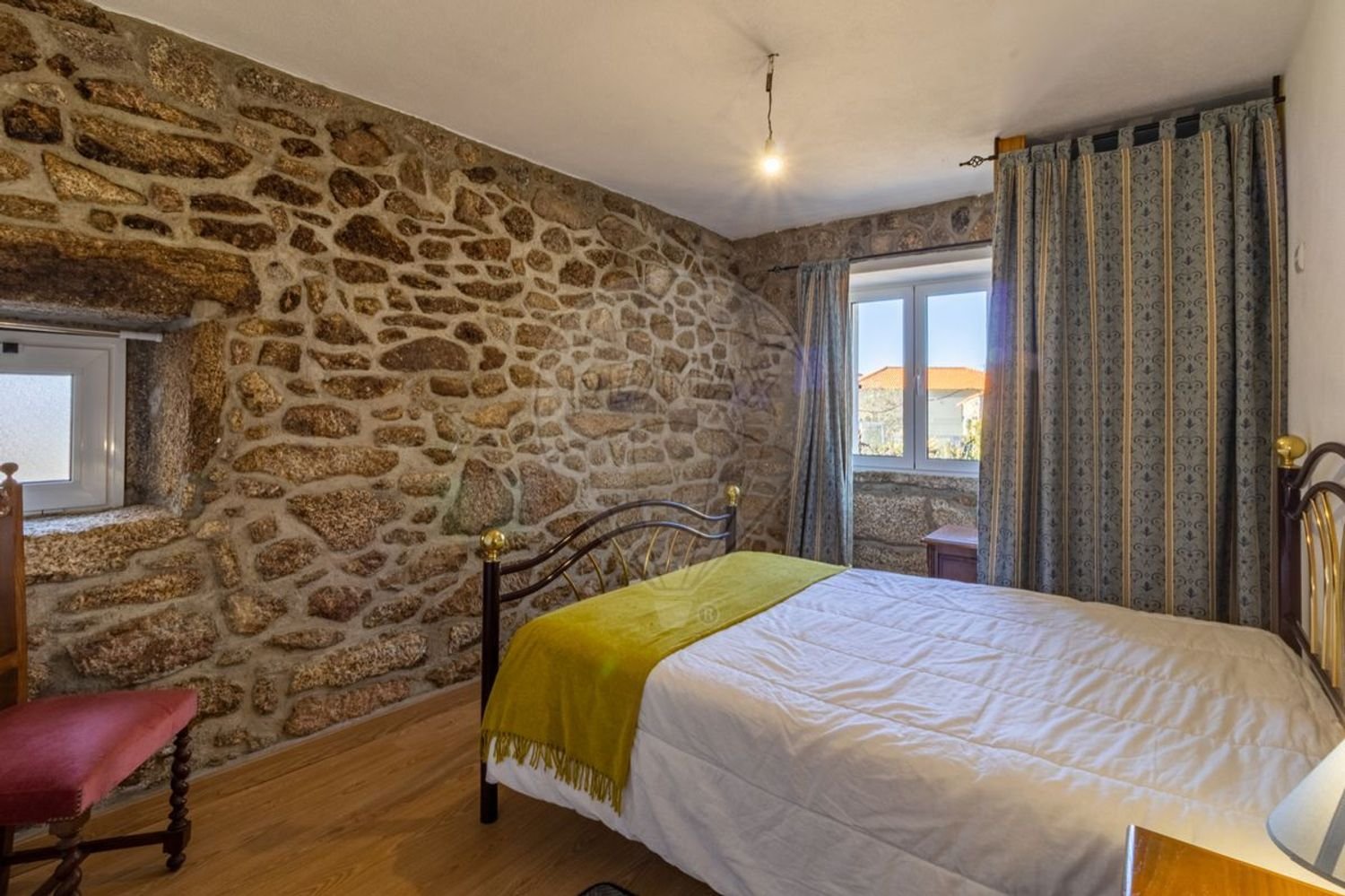 3 bedrooms House in Baracal, Portugal No. 20327