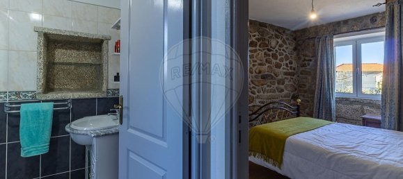 3 bedrooms House in Baracal, Portugal No. 20327 8