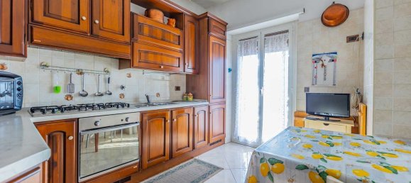 3 Schlafzimmer Wohnung in Rome, Italy, Nr. 339438 26