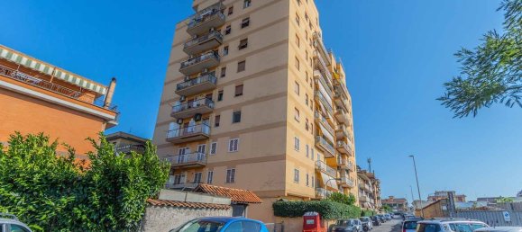 3 Schlafzimmer Wohnung in Rome, Italy, Nr. 339438 39