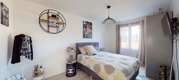 Casa de 3 dormitorios en Pontault-Combault, France No. 333414 9