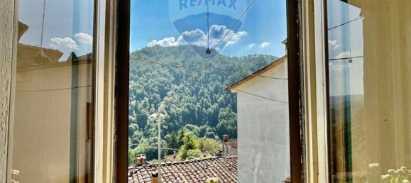 Casa de 6 habitaciónes en Pescaglia, Italy No. 68707 39