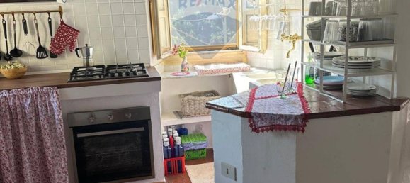 Casa de 6 habitaciónes en Pescaglia, Italy No. 68707 4