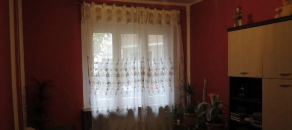 4-salle Appartement à Voghera, Italy No. 85033 5