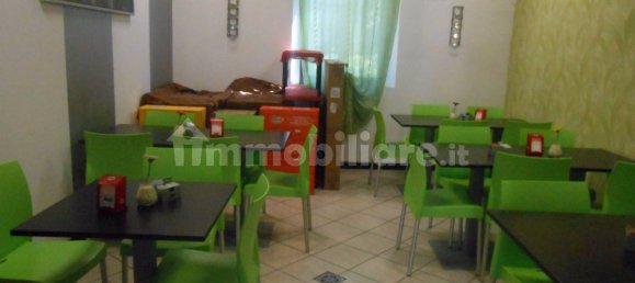 Imóvel comercial de 4 divisões em Cascina, Italy N.º 68196 14