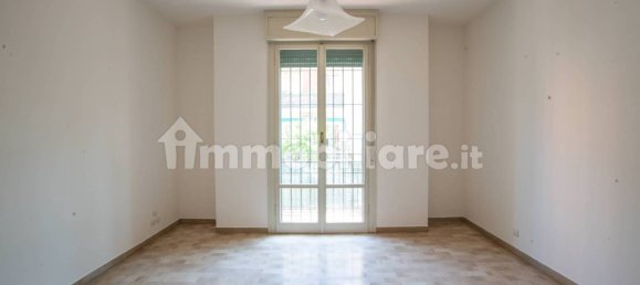 2 bedrooms Apartment in Imola, Italy No. 345025 2