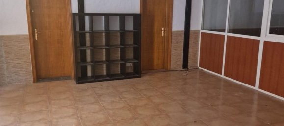 Gewerbliche Immobilie in Alicante, Spain 60m², Nr. 84086 16