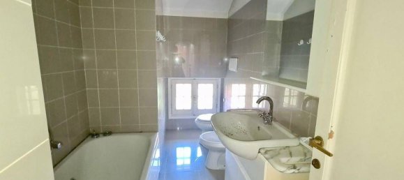 11-salle Villa à Colico, Italy No. 55923 29