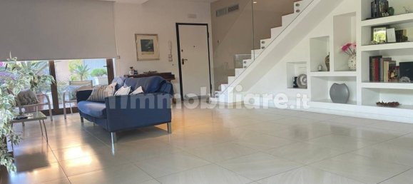 Villa T4 em San Giovanni la Punta, Italy N.º 85889 8