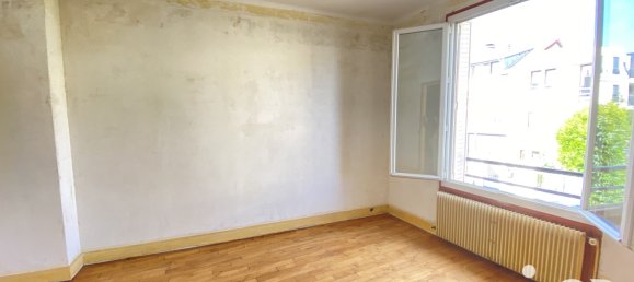 3 bedrooms House in Suresnes, France No. 346000 10