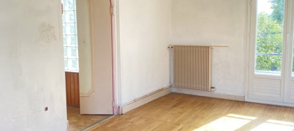 3 bedrooms House in Suresnes, France No. 346000 8