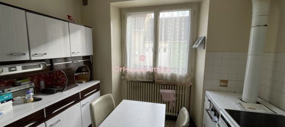 6 rooms House in Les Alluets-le-Roi, France No. 169509 10