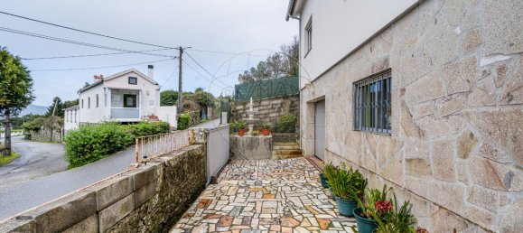 3 bedrooms House in Lanhelas, Portugal No. 28911 2