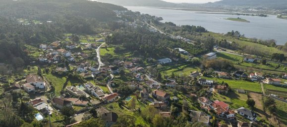 3 bedrooms House in Lanhelas, Portugal No. 28911 28