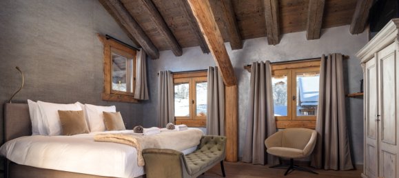 7 غرف نوم عقار تجاري في Les Allues, France رقم 921 4