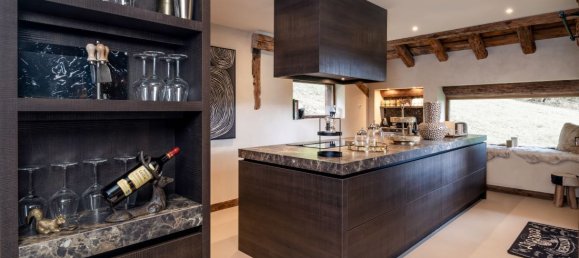 7 غرف نوم عقار تجاري في Les Allues, France رقم 921 2