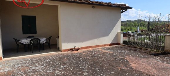 Villa de 5 divisões em Montevarchi, Italy N.º 237396 13