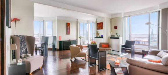 4 bedrooms Apartment in Saint-Cloud, France No. 187600 4