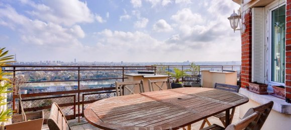 4 bedrooms Apartment in Saint-Cloud, France No. 187600 10