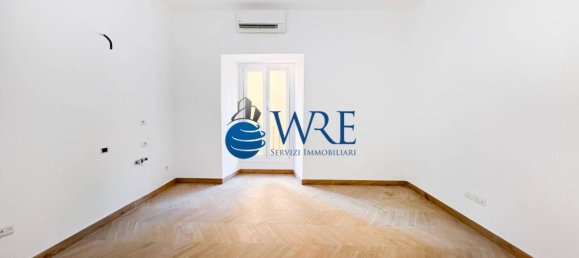 1 bedroom Apartment in Rome, Italy No. 343369 2