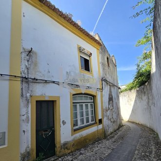  بناية في Abrantes, Portugal 330متر مربع رقم 66172